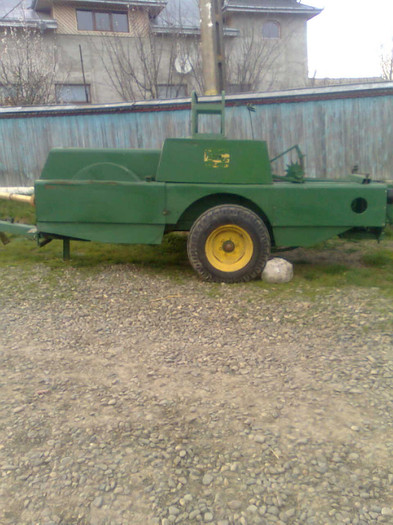 Image039 - balotiera john deere 342