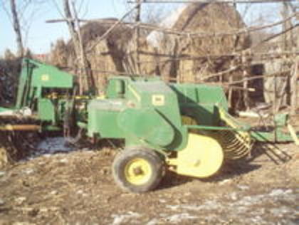 30237899_GTVMNXRCG[1] - balotiera john deere 342