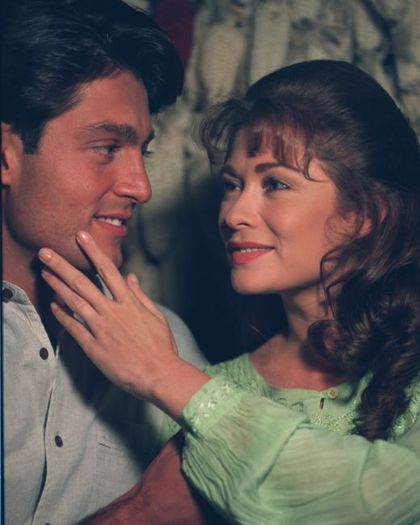 fernando-colunga-si-leticia-calderon-vin-acasa-in-esmeralda-foto_4 - esmeralda