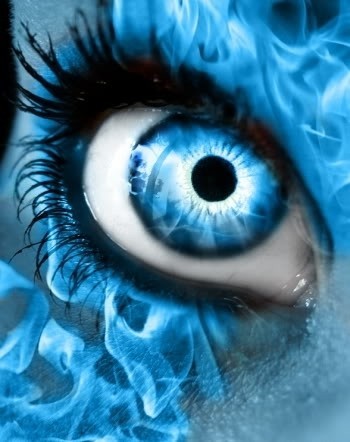 blue,eyes,eye,ice,fire-2d8ee6fe01b2d58ded382faac0b1fb93_h - Ochi2