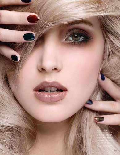 girls,cute,fashion,makeup,moda,woman-b0b8606dd12a0f001e134c06afdbb710_h