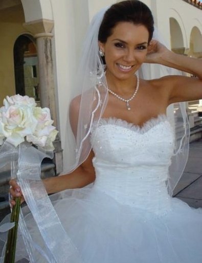 Elizabeth - Elizabeth Gutierrez