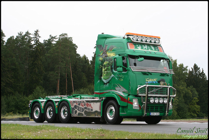 HotTrucks_287-border%7E3[1] - poze tiruri