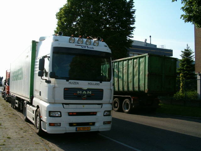 hpim03235nf6th[1] - poze tiruri