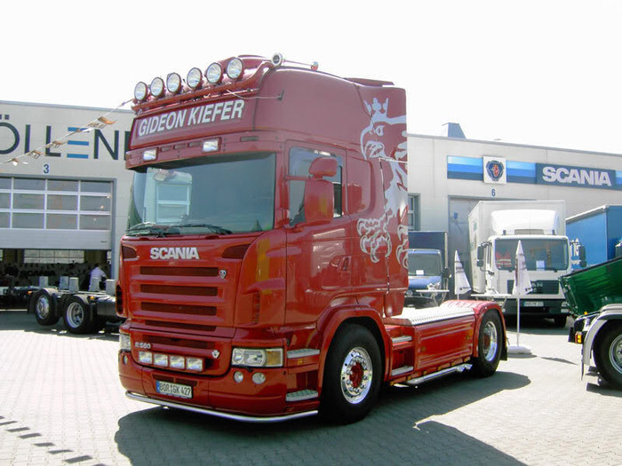 Scania-R-580-Kiefer-UBucks-181007-0[1]