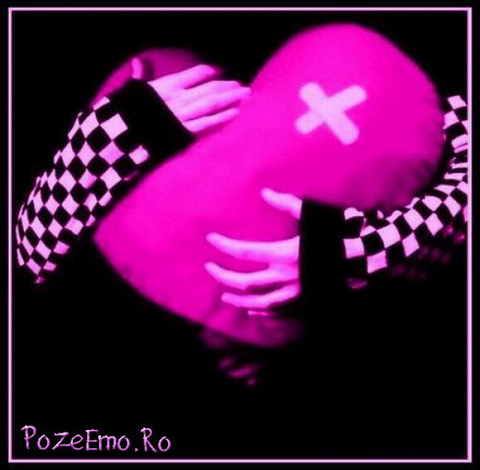 www.pozeemo.ro__1231156651_80129 - hearts