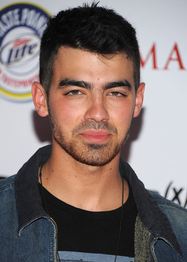 Joe+Jonas+2011+Maxim+Hot+100+Party+Arrivals+WqwwzcYww63l - 2011 Maxim Hot 100 Party - Arrivals