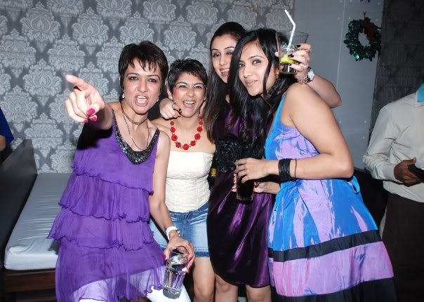 18341_220381761910_592431910_372322