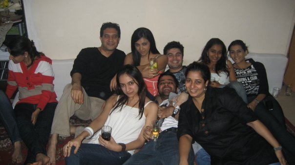 n724190746_1241049_2981