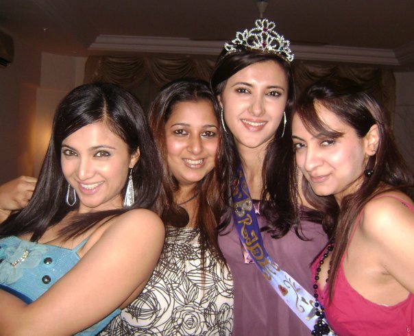 4214_109653489553_688824553_2662932_2158147_n - DILL MILL GAYYE MY ALL PITURES WITH SHILPA ANAND 1