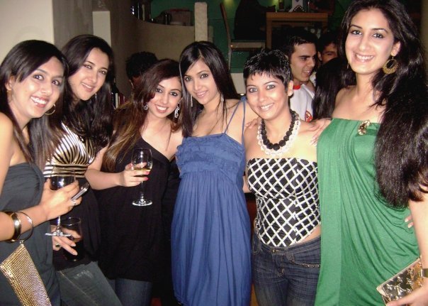 n688824553_2237215_3360664