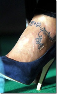 tattoo_deepika_padukone_thumb - Deepika tatto