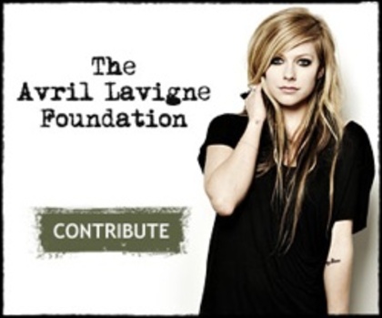 avril-foundation250x208 - pagina avril lavigne