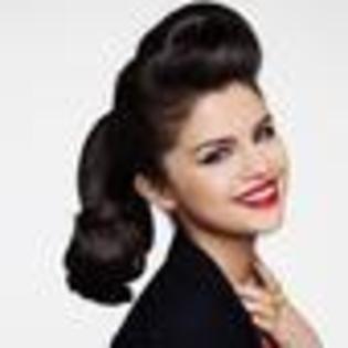 selena-gomez-189093l-thumbnail_gallery[1]