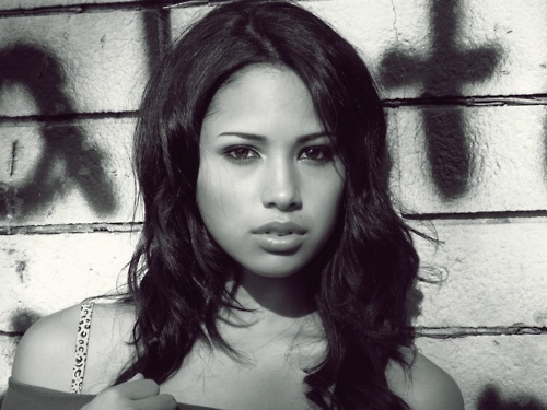 tumblrlfn3zpwloj1qda3mh - Jasmine V