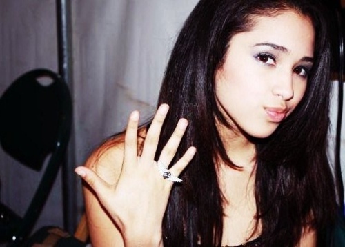 tumblrlf0e63dy611qgqwz2 - Jasmine V