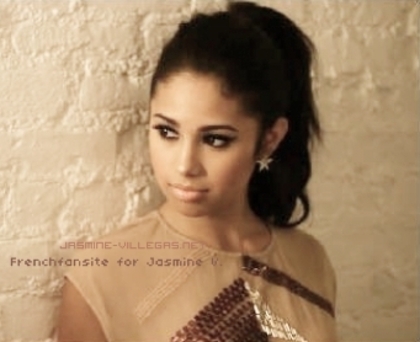 tumblr_livpj1n0EI1qer4s1o1_r3_500 - Jasmine V