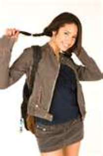 thumbnailCAUNQMS1 - Jasmine V