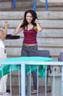 thumbnailCAA4NDM2 - Jasmine V
