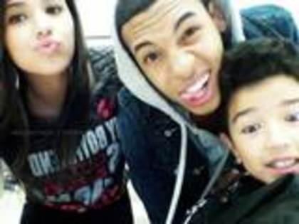 th_tumblr_lgwxkeZL0u1qfxjefo1_500 - Jasmine V