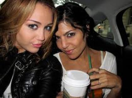 images (26) - Poze rare Miley