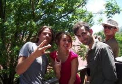 images (32) - Poze rare Miley