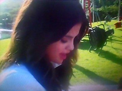 Snapshot_20110509_28 - Copy - aa selena gomez personals