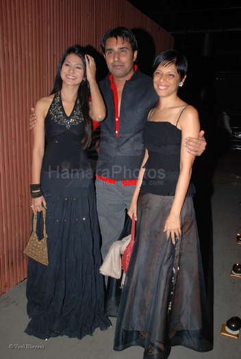 Jennifer Winget at Balaji Awards in Aurus on 2nd Feb (43) - Jennifer Winget