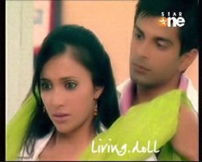 29268536_ULMNLMMGY - xxArmaan si Ridhimaxx