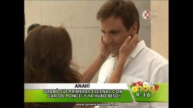 7-1 - 00 Any si Carlos Ponce au filmat primul lor sarut in 2 Hogares