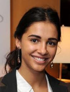 images (5) - naomi scott