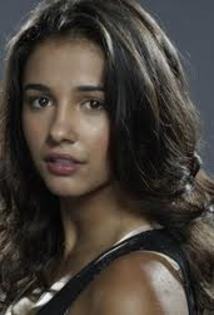 images (7) - naomi scott