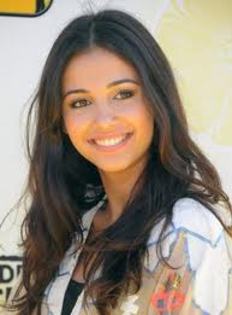 images (12) - naomi scott