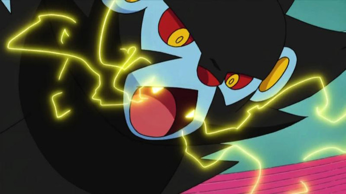 (Luxray face Thunder Fang)