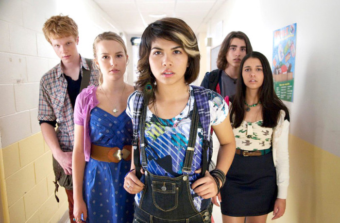 Adam-Hicks-Bridgit-Mendler-Hayley-Kiyoko-Blake-Michael-and-Naomi-Scott-in-Lemonade-Mouth