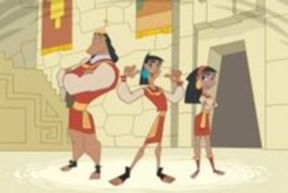 Kronk,Kuzco si Malina(fata buna buna de tot=]])