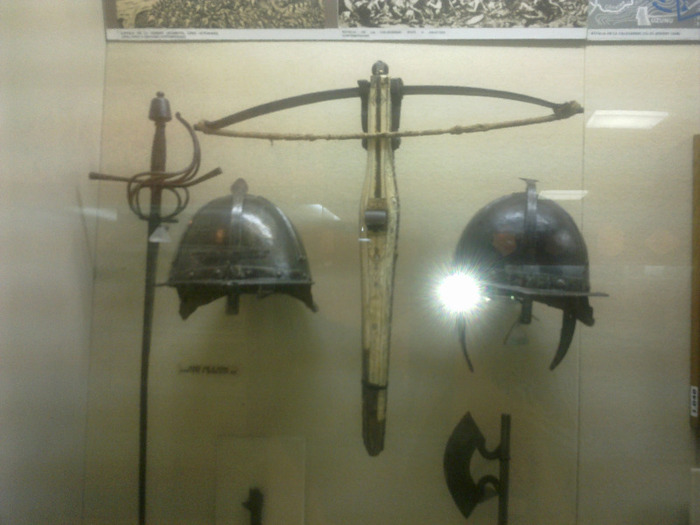 14052011457 - MUZEUL DE ISTORIE