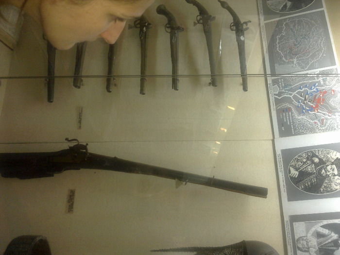 14052011459 - MUZEUL DE ISTORIE