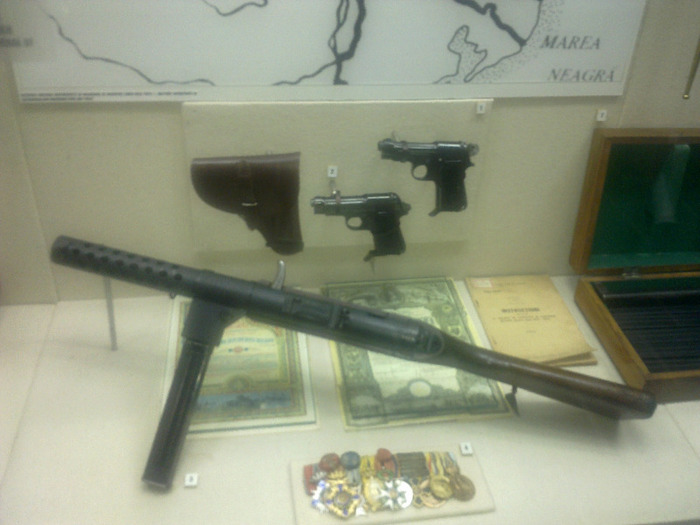 14052011482 - MUZEUL DE ISTORIE