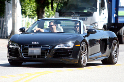 JJO001 - 2011 - Leaving Chateau Marmont in Hollywood