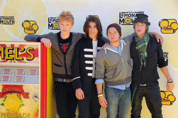 Chris Brochu Premiere Disney Channel Lemonade aucmfQImm9Hl - LEMONADE MOUTH