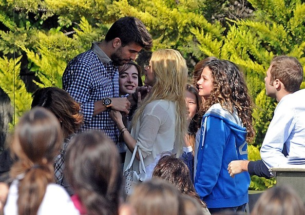 Shakira+Shakira+Gerard+Pique+Get+Lunch+5ACjNpkxt1Zl - Shakira