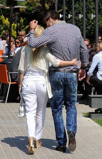 Shakira+Shakira+Gerard+Pique+Get+Lunch+PjBVNep6pS1l - Shakira