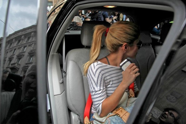 Shakira+Shakira+Park+Hyatt+Hotel+KU2XwWuih8el