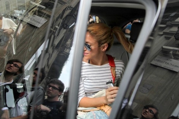 Shakira+Shakira+Park+Hyatt+Hotel+pxT_Tg05Peyl