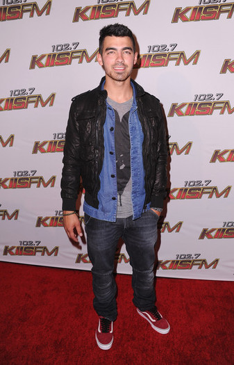 Joe+Jonas+KIIS+FM+Wango+Tango+2011+Arrivals+cMxom27HNI8l - KIIS FM s Wango Tango 2011 - Arrivals