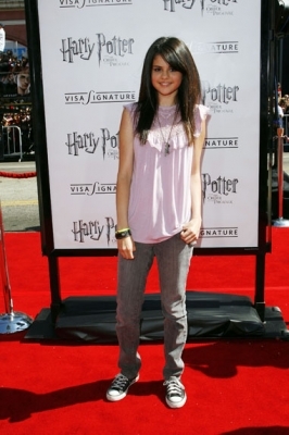 normal_0019 - 07-08-07 Harry Potter And The Order Of The Phoenix Los Angeles Premiere