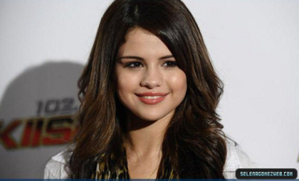 normal_selena-gomez-0090 - 12-05-10 KIIS FM s Jingle Ball 2010