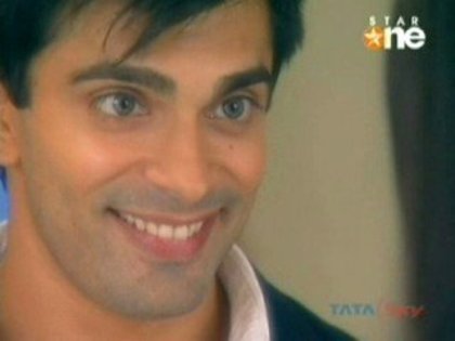 62535_1480164168317_1360175548_31309998_193850_n