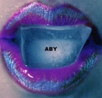 17763463_JYMUGSNWH - buze colorate